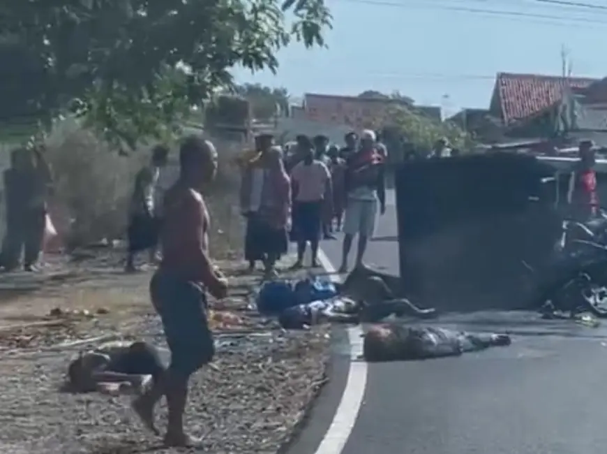 Laka Maut di Jember, Motor Tossa Tabrak Truk Tronton, Empat Orang Tewas