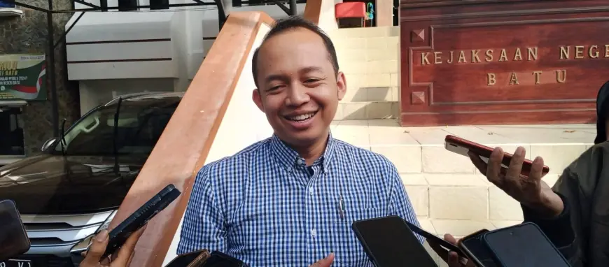 Kejari Kota Batu Periksa 11 Kepala Sekolah Terkait Dugaan Korupsi Chromebook di Kemendikbudristek