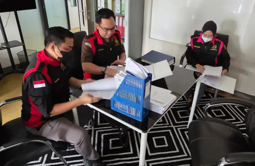 Geledah Kantor PT DABN di Probolinggo, Kejati Jatim Usut Dugaan Korupsi Kepelabuhan