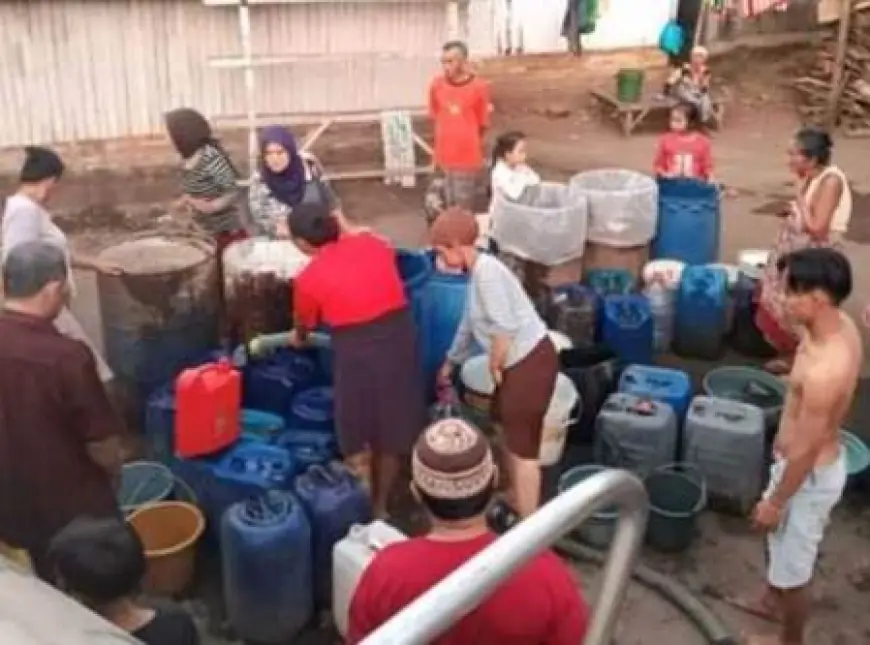 Atasi Krisis Air, 237.000 Liter Air Bersih Didistribusikan ke Warga Probolinggo
