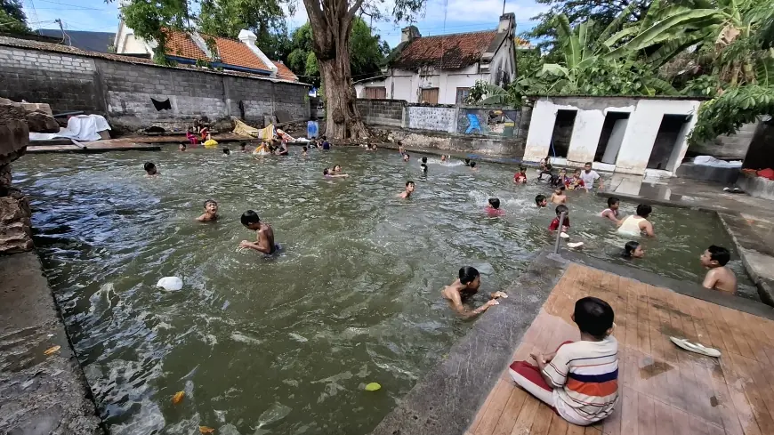 Sendang Sono Ikon Tradisi Rebo Wekasan di Gresik yang Memprihatinkan