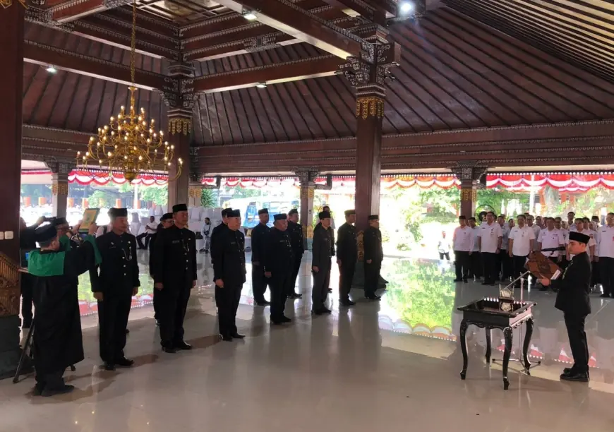 Bupati Mojokerto Mutasi 16 Pejabat, Tegaskan tanpa Pungutan, Ini Daftarnya