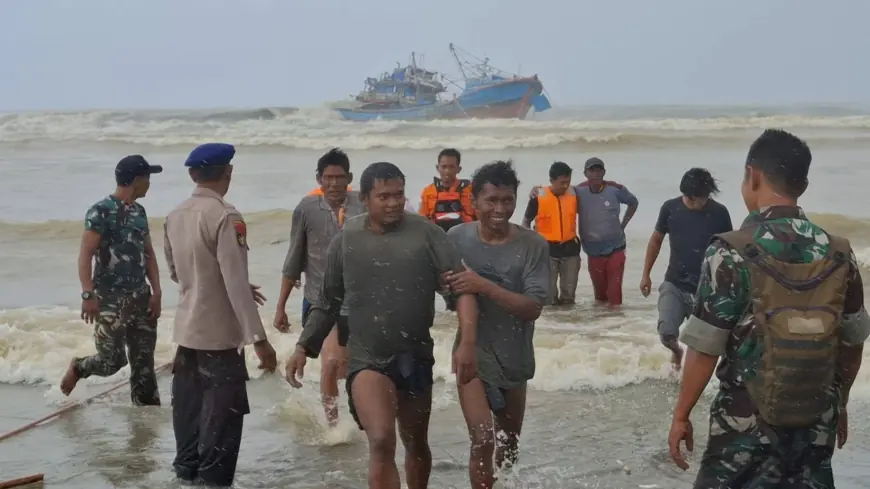 Cerita Sang Kapten Detik-Detik Menegangkan KM Bintang Sukses Mandiri 8 Terdampar di Muara Niyama