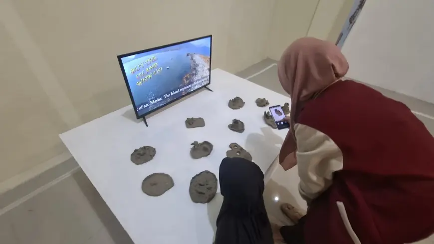 Melihat Pameran Seni Rupa Biennale Jatim XI di Gresik