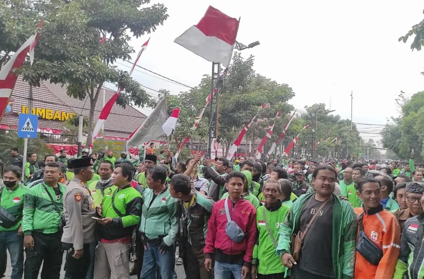Ribuan Ojol di Jombang Tuntut Keadilan Kasus Affan, Minta Polri Ungkap Transparan