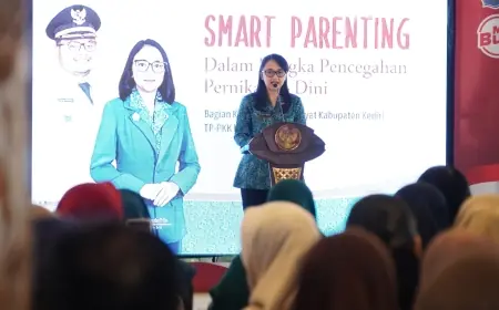 Mbak Cicha Tekankan Lingkungan Keluarga Jadi Benteng Pencegahan Pernikahan Dini di Kediri
