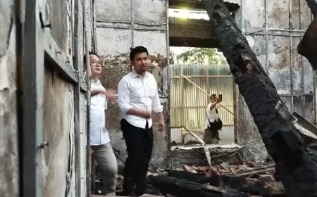 Ruang Kerja Suami Terbakar, Arumi Bachsin Ajak Warga Jatim Jaga Kedamaian