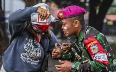 5 Dampak Berbahaya Gas Air Mata yang Tak Bisa Disepelekan