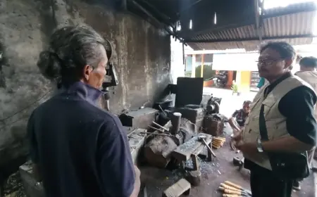Warisan Leluhur di Tanah Perdikan, Pandhe Besi Turen Malang Dihidupkan Kembali