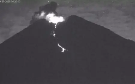 Gunung Semeru Erupsi, Guguran Lava Capai 2 Km, Warga Diminta Tetap Waspada