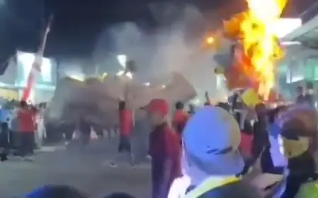 Balon Udara Terbakar saat Karnaval di Ngunut, Dua Balita Terluka