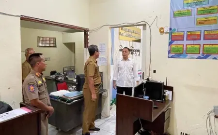 Pasca Terungkapnya Pungli di Kebraon, Eri Cahyadi Instruksikan Pegawai Langsung Dipecat Jika Melanggar