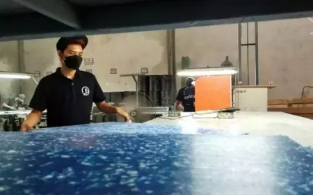Sampah Plastik di Surabaya Disulap Jadi Furnitur Bernilai Tinggi