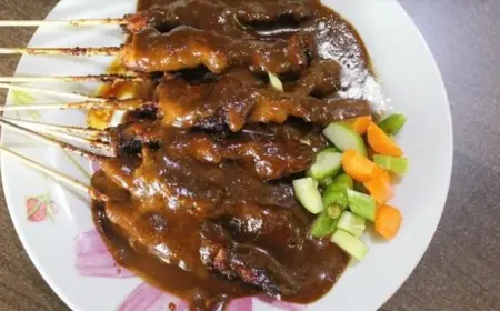 Sate Madura, Kuliner Khas Pesisir yang Mendunia