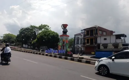 Warga Kritisi Pembangunan Taman Pulau di Jalan Sultan Agung Kota Batu