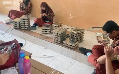 30 Persen Porsi MBG di SMAN 15 Surabaya Dikeluhkan Basi