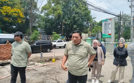 DPRD Jombang Sidak Proyek Trotoar Rp1,6 Miliar, Temukan Penyimpangan