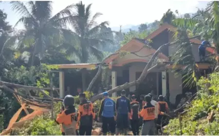 Puting Beliung Rusak 53 Rumah di Madiun