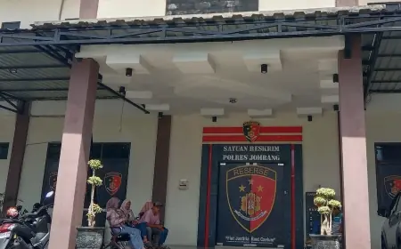 Merasa Tertipu Kontraktor Proyek, Pemilik Toko Material Bangunan di Jombang Lapor Polisi