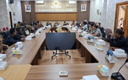 Warga Wonorejo Tagih Kepastian Perbaikan Jalan Lingkar Waduk, DPRD Tulungagung Janjikan Solusi Bertahap