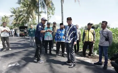 Wujudkan Program Rantas, Bupati Bondowoso Cek Kualitas Perbaikan Jalan