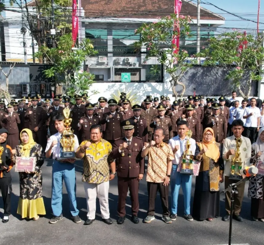 Hari Bhakti Adhyaksa ke-80, Kejari Jember Ajak Pelajar Melek Restorative Justice