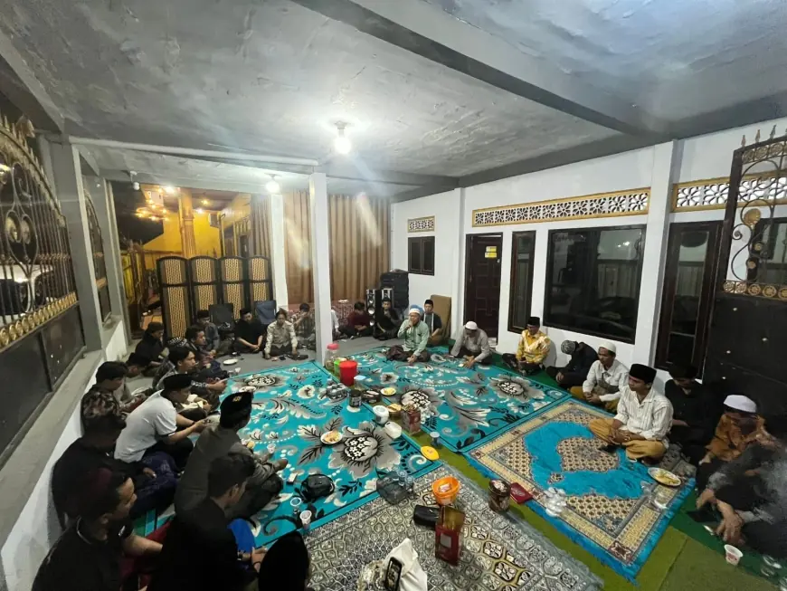 Sampaikan dengan Cara Bermartabat, Keluarga Besar UIN KHAS Jember Langitkan Doa Untuk Negeri