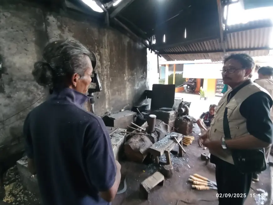 Warisan Leluhur di Tanah Perdikan, Pandhe Besi Turen Malang Dihidupkan Kembali