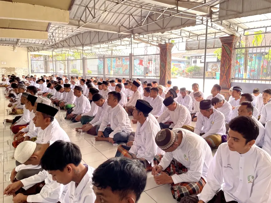 Ratusan Napi Lapas Tulungagung Khidmat Peringati Maulid Nabi Muhammad SAW