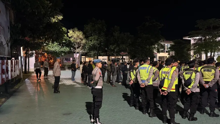 Kapolres Batu Tekankan Sinergi Warga dan Aparat, Gelar Patroli Skala Besar Jaga Keamanan