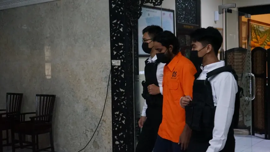 Meresahkan Sering Minta Sumbangan di Blitar, WNA Asal Pakistan Dideportasi