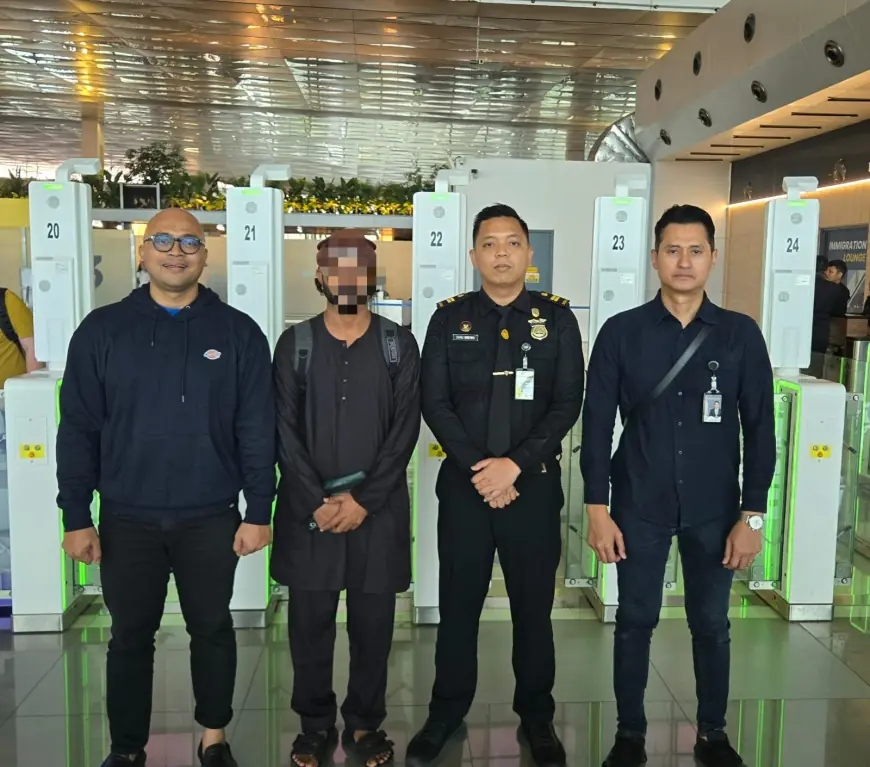 Kronologi Deportasi WNA Pakistan: Pakai Visa Kunjungan, Galang Dana dan Menginap di Kota Blitar