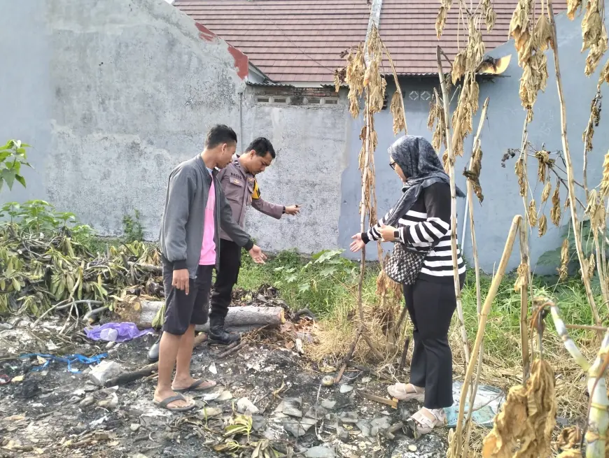 Warga Manyar Gresik Temukan Bayi Baru Lahir Terbungkus Kresek di Pinggir Jalan