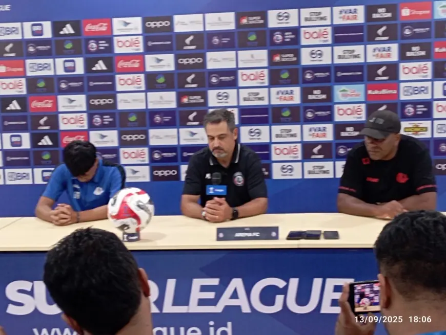 Drama VAR Warnai Kekalahan Arema FC atas Dewa United di Stadion Kanjuruhan Malang