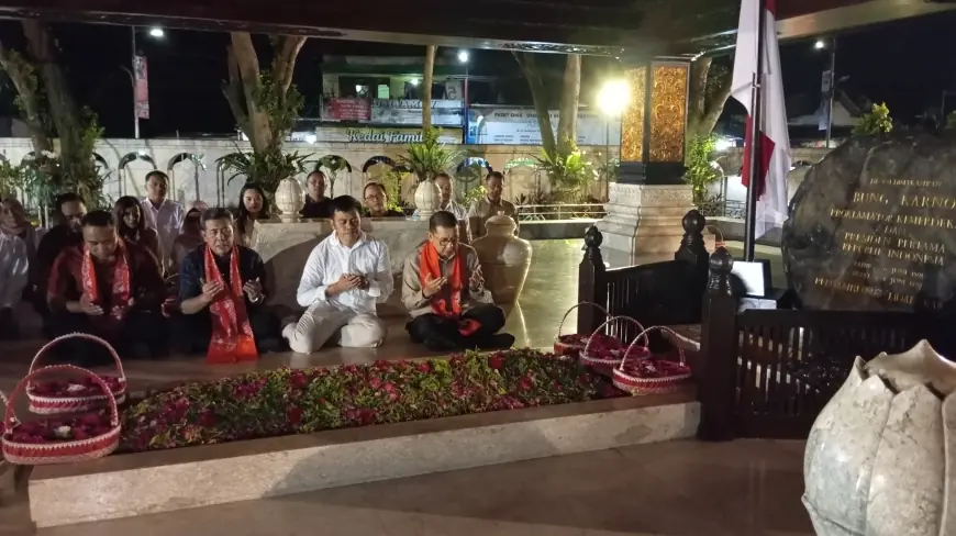 Ziarah ke Makam Bung Karno, Ini Pesan dan Kesan Fadli Zon