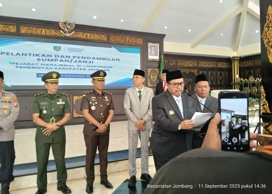 Bupati Jombang Tunjuk Lima Plt OPD Usai Gelombang Mutasi Pertama