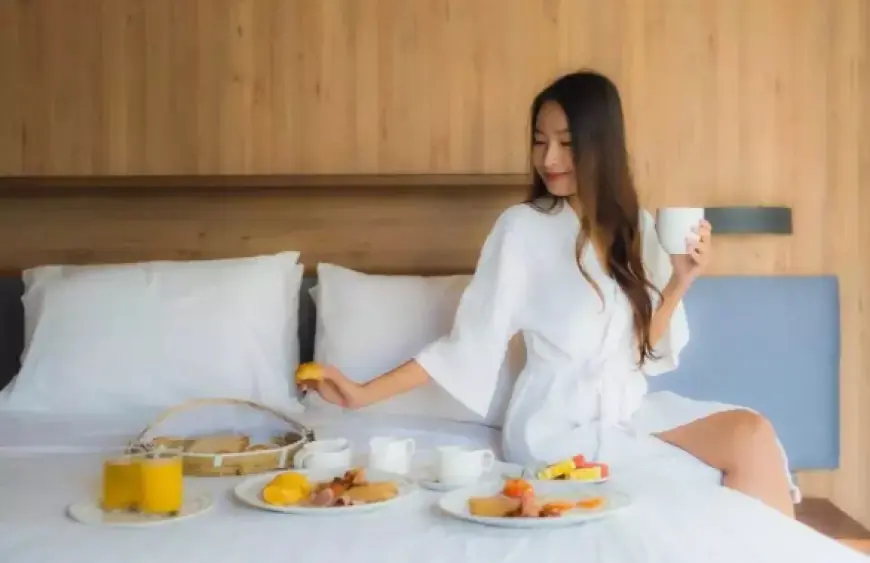 8 Etika Menginap di Hotel, Cara Tamu Hindari Masalah dan Drama