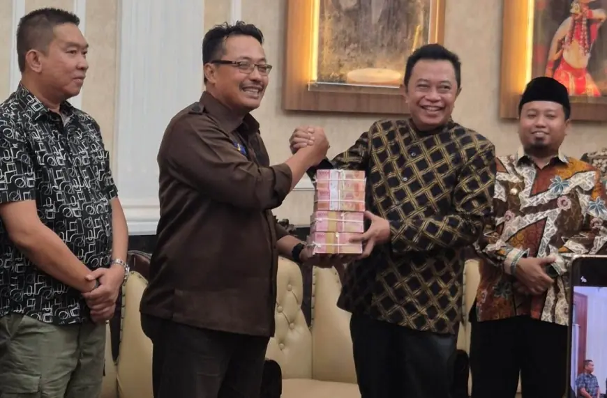 Uang Hasil Korupsi Pembangunan Jalan di Bondowoso Senilai Rp2,2 Miliar Dikembalikan ke Kas Daerah