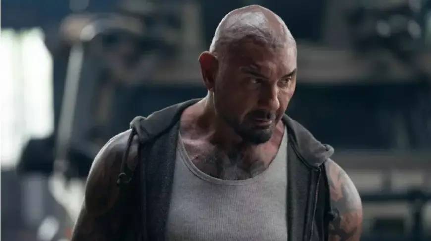 Review Afterburn: Aksi Kosong Klise Dave Bautista yang Tak Bermakna