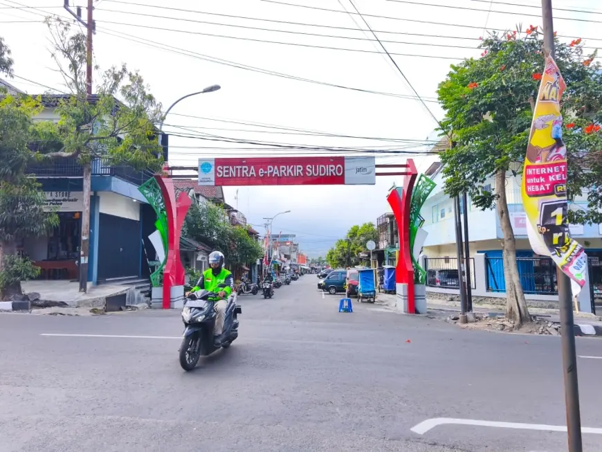 Pemasangan Gate Parkir Alun-Alun Kota Batu Molor, Ditargetkan Rampung November