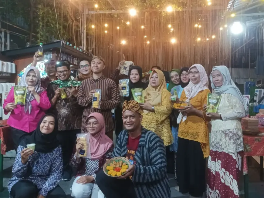 Sentuhan Kuno-Modern, FISIP Unair Kembangkan UMKM Kampoeng Pintar Oase Tembok Gede Dengan Nuansa Majapahit