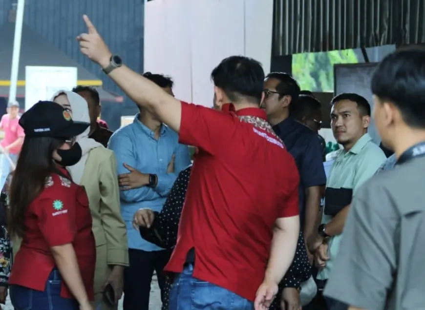 Respon Wakil Rakyat Saat Terima Keluhan Buruh di Jombang