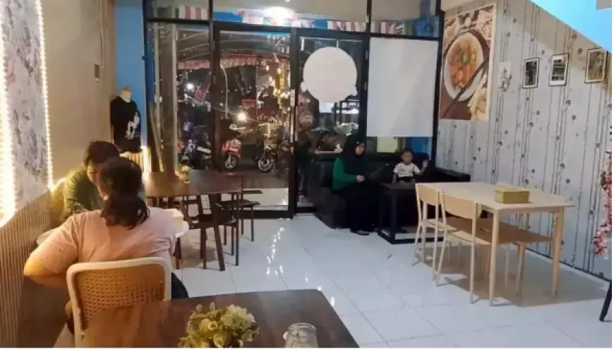 Menikmati Nasi Sambal Cakalang Telur di Kedai Milik Pemain Persebaya