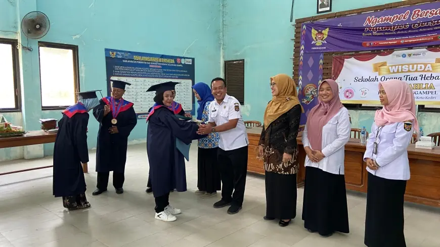 Lulus SOTH, Ibu-ibu di Ngampel Kota Kediri Makin Pede Asuh Anak