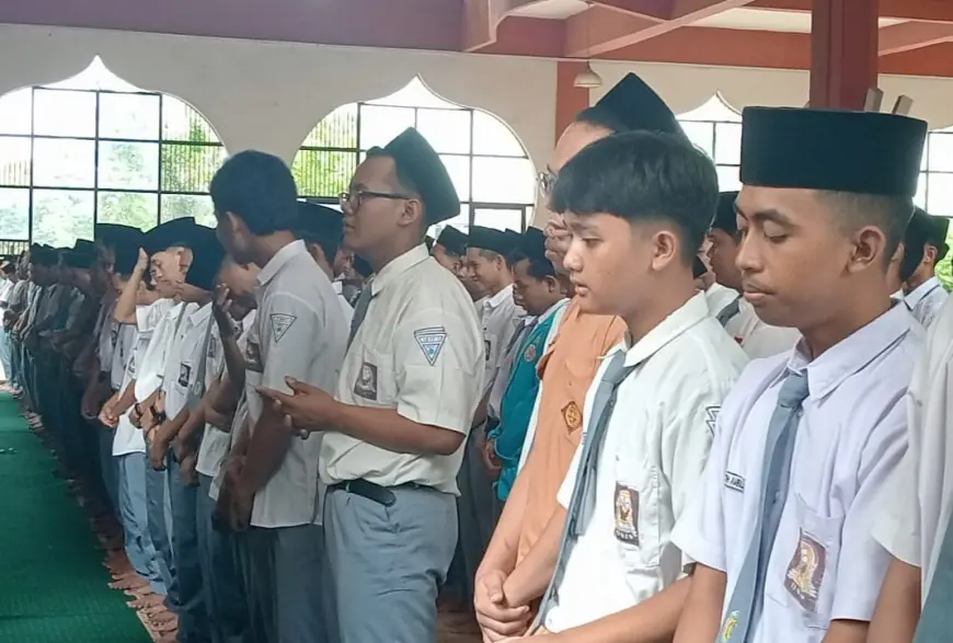 Duka dan Doa dari Jombang untuk Korban Ponpes Al Khoziny Sidoarjo