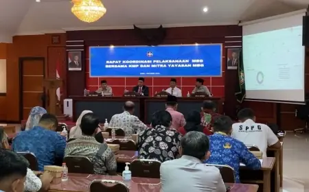 Pelaksanaan MBG di Kota Blitar, Wali Kota Minta Koperasi Merah Putih Suplai Bahan Baku untuk Dapur SPPG