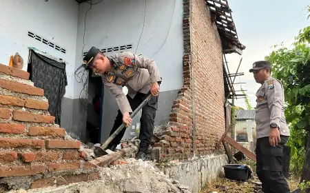 Angin Kencang Terjang Tiga Desa di Tulungagung, Puluhan Rumah Rusak