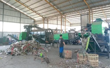 Overload, DLH Gresik Beli Mesin Mining Landfill untuk Tekan Gunungan Sampah di TPA Ngipik