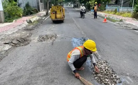 Anggaran DBHCHT untuk Dinas BSBK Bondowoso Direalisasikan untuk Peningkatan Jalan di Sentra Industri Rokok