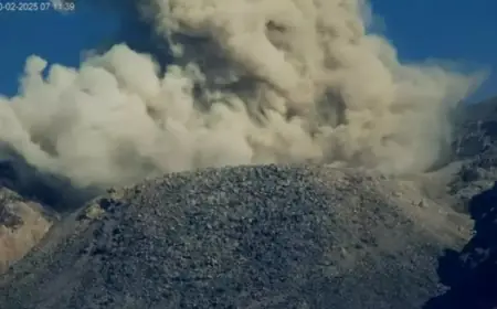 Erupsi Lagi, Gunung Semeru Digoyang 83 Kali Gempa Letusan dan Guguran